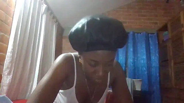 DarkHoneyy online show from 02/17/26, 03:48