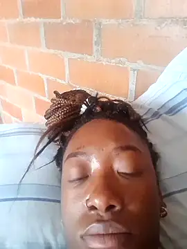 DarkHoneyy online show from 10/27/25, 02:40