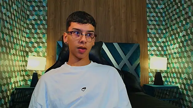 Aiden Royce online show from 11/02/25, 11:32