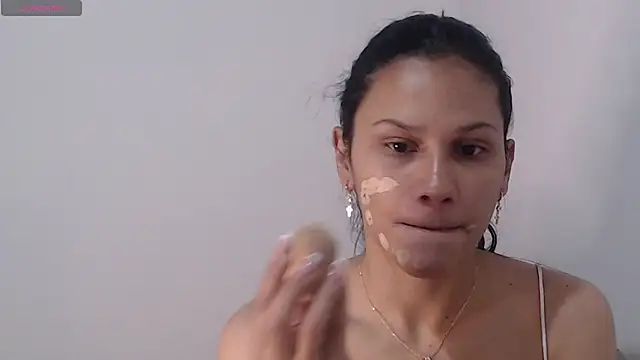 JessGarcia online show from 11/04/25, 01:04