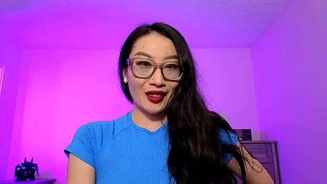 Aliciaz3 online show from 10/10/25, 12:06