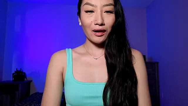 Aliciaz3 online show from 11/15/25, 02:10