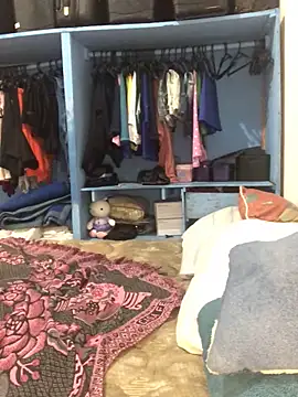 melcarioca1111 online show from 10/18/25, 06:15