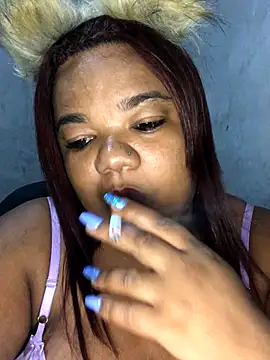 melcarioca1111 online show from 12/14/25, 03:35