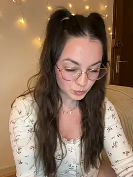 liloush   online show from 04/08/26, 08:21