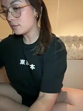 liloush   online show from 06/12/26, 08:39