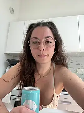 liloush   online show from 05/22/26, 11:52