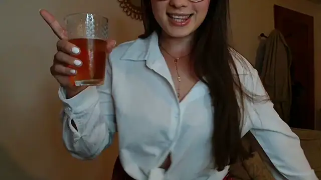 liloush   online show from 09/21/25, 08:36