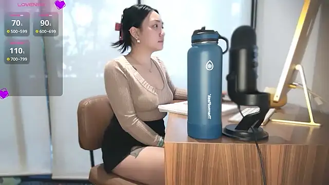 yuzhara online show from 10/20/25, 01:55