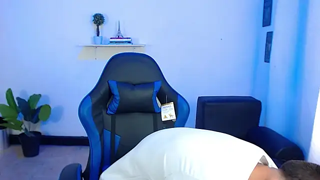 setthomas online show from 09/18/25, 03:04