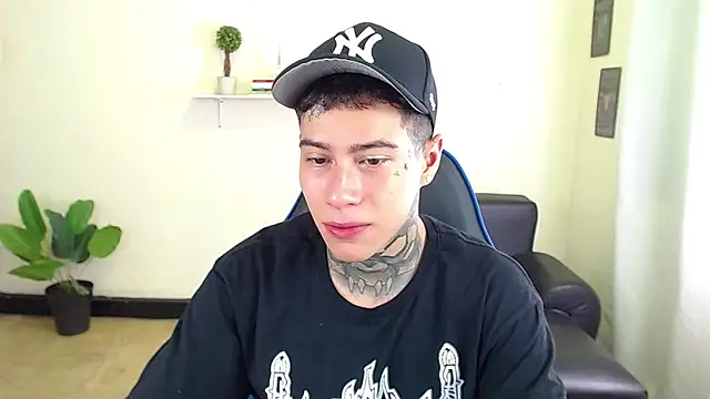 setthomas online show from 11/11/25, 02:23