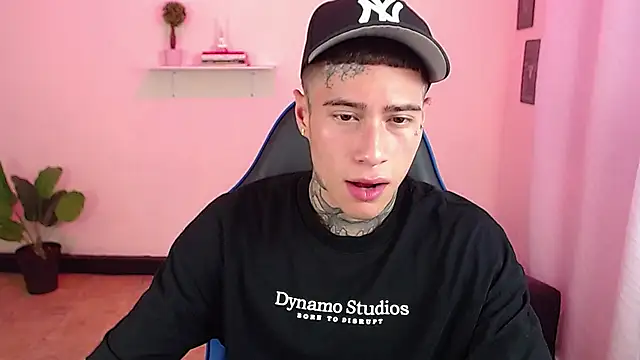 setthomas online show from 11/26/25, 08:42