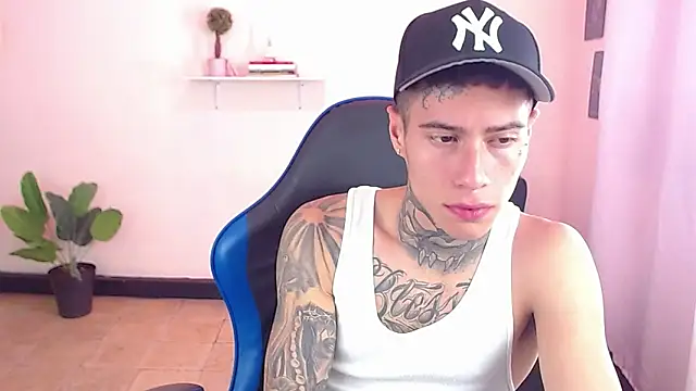 setthomas online show from 12/03/25, 02:49