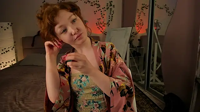 Snapshot of EmyRosaly chatting on 04/04/26, 05:08 EmyRosaly online show from 04/04/26, 05:08