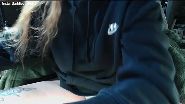 BaddieJoline online show from 10/23/25, 05:33