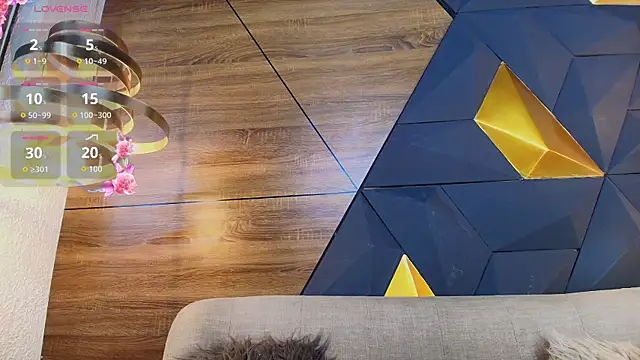 ly lulu online show from 04/13/26, 11:14