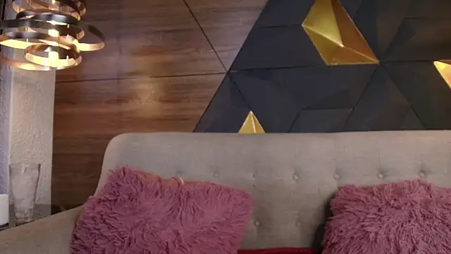Snapshot of ly_lulu chatting on 06/23/26, 11:08 ly lulu online show from 06/23/26, 11:08