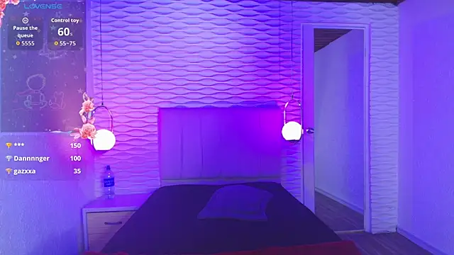 Snapshot of ly_lulu chatting on 10/29/25, 07:02 ly lulu online show from 10/29/25, 07:02