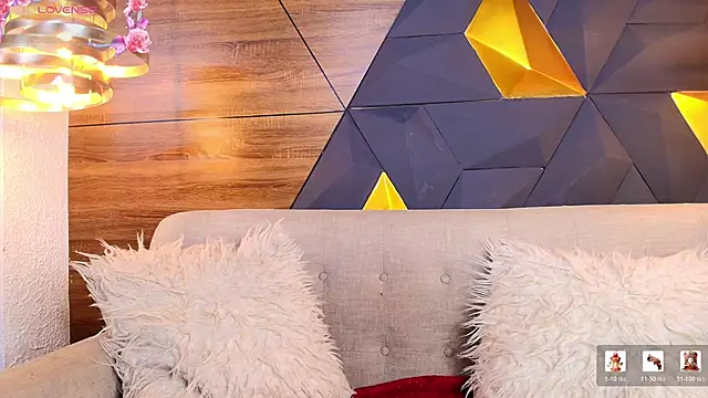Snapshot of ly_lulu chatting on 05/09/26, 11:13 ly lulu online show from 05/09/26, 11:13