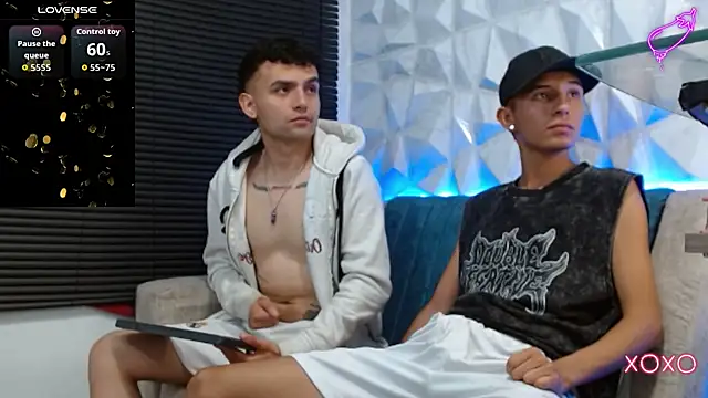 Snapshot of Isaac_tan chatting on 11/18/25, 03:10 Isaac tan online show from 11/18/25, 03:10