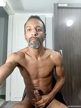 Snapshot of Pretin_Maroto chatting on 10/09/25, 01:06 Pretin Maroto online show from 10/09/25, 01:06