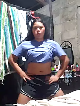 Snapshot of Violethroos chatting on 10/07/25, 01:17 Violethroos online show from 10/07/25, 01:17
