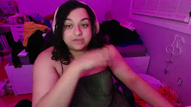 Snapshot of chericheesecake chatting on 09/25/25, 12:27 chericheesecake online show from 09/25/25, 12:27