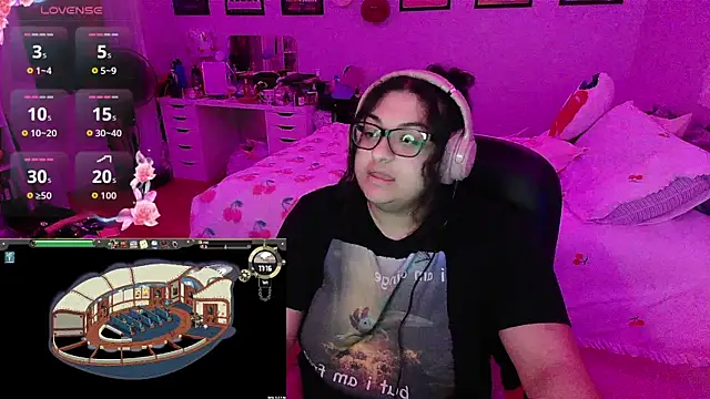 Snapshot of chericheesecake chatting on 10/04/25, 03:08 chericheesecake online show from 10/04/25, 03:08