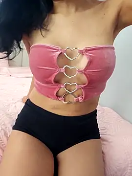 Snapshot of Miss_Pompitas23 chatting on 03/31/26, 05:04 Miss Pompitas23 online show from 03/31/26, 05:04