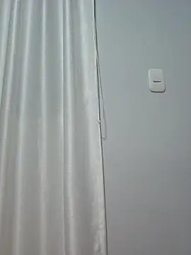 Snapshot of Miss_Pompitas23 chatting on 11/10/25, 05:23 Miss Pompitas23 online show from 11/10/25, 05:23