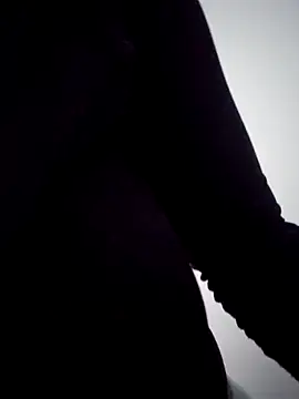 Snapshot of Miss_Pompitas23 chatting on 10/15/25, 10:07 Miss Pompitas23 online show from 10/15/25, 10:07