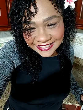 Kymy marquez online show from 10/29/25, 09:03