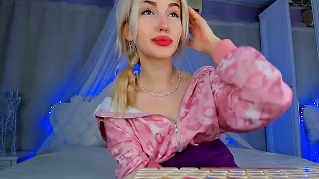 LisaFoxyMe online show from 05/29/26, 10:05