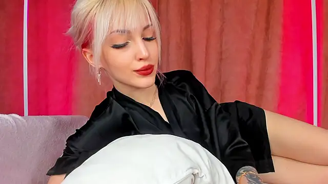 LisaFoxyMe online show from 03/12/26, 02:06