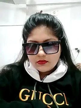 Nusrat-N online show from 12/21/25, 04:03