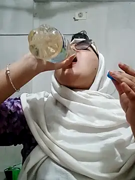Nusrat-N online show from 04/28/26, 04:33
