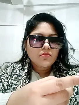 Nusrat-N online show from 12/15/25, 04:02