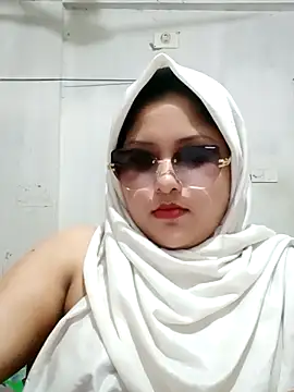 Nusrat-N online show from 04/26/26, 12:24
