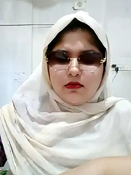 Snapshot of Nusrat-N chatting on 07/15/26, 04:08 Nusrat-N online show from 07/15/26, 04:08