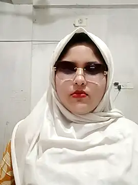 Nusrat-N online show from 05/17/26, 03:06