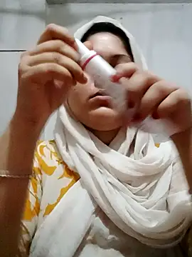 Snapshot of Nusrat-N chatting on 07/08/26, 03:19 Nusrat-N online show from 07/08/26, 03:19