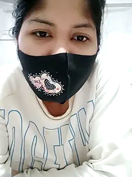 Nusrat-N online show from 11/18/25, 03:21