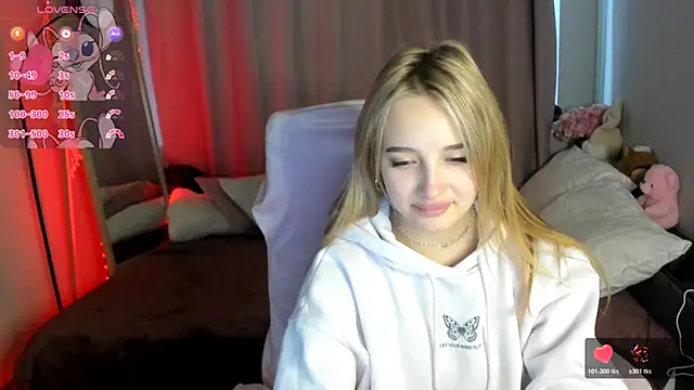 TaisiaHot online show from 12/23/25, 09:52