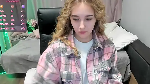 TaisiaHot online show from 03/07/26, 09:05