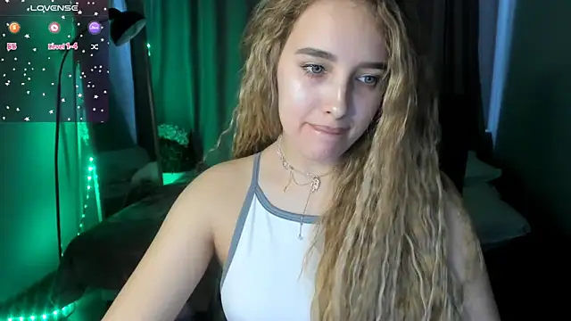 TaisiaHot online show from 03/22/26, 09:11