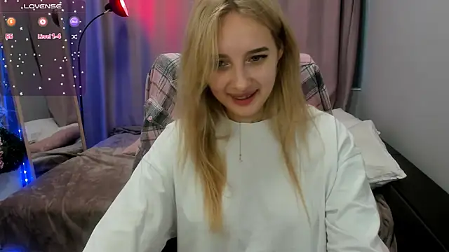 TaisiaHot online show from 04/04/26, 08:10