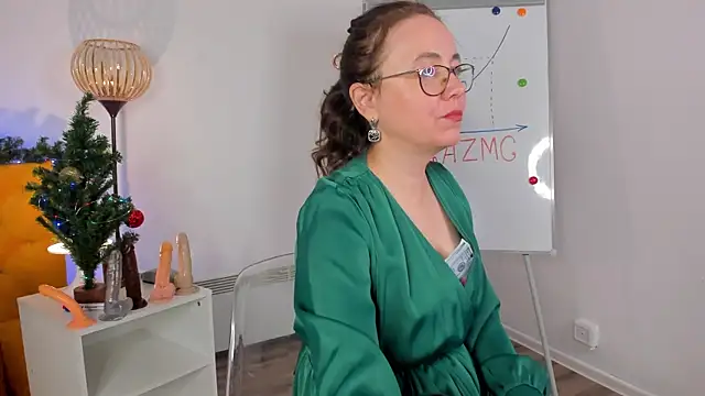 Kira Adler online show from 12/23/25, 01:38