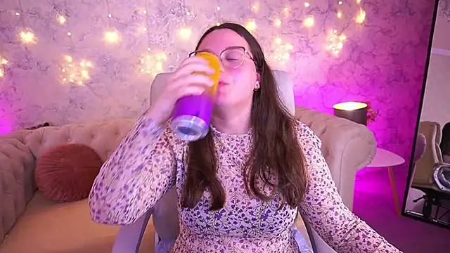 SophieDreamss online show from 03/03/26, 08:27