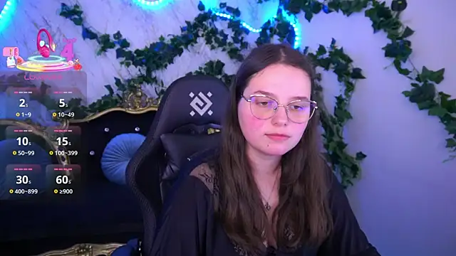 Snapshot of SophieDreamss chatting on 11/06/25, 03:05 SophieDreamss online show from 11/06/25, 03:05