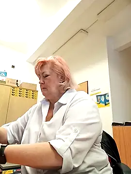 TerezaVelvet online show from 10/31/25, 07:49